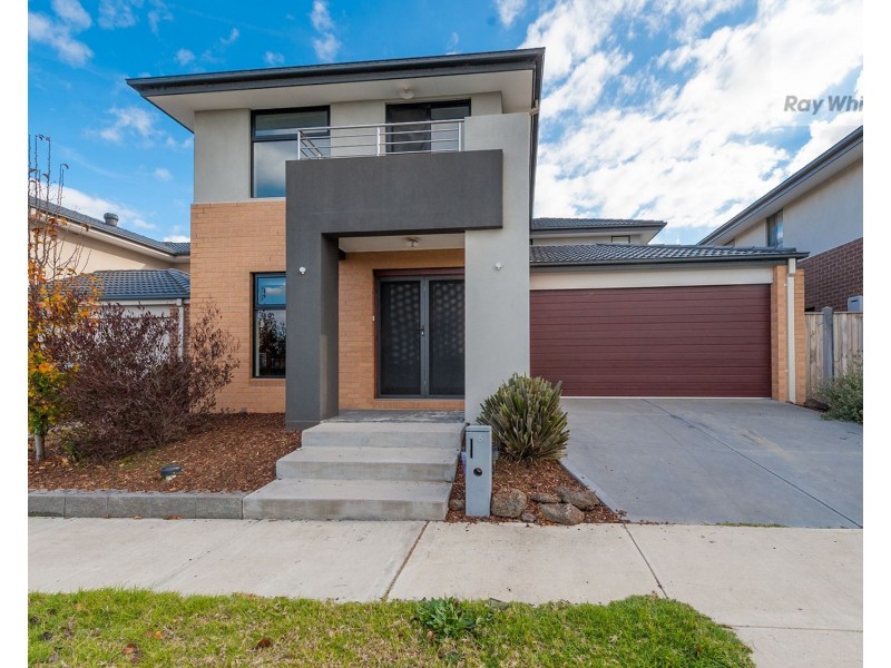 6 Rosette Parade, Mickleham VIC 3064