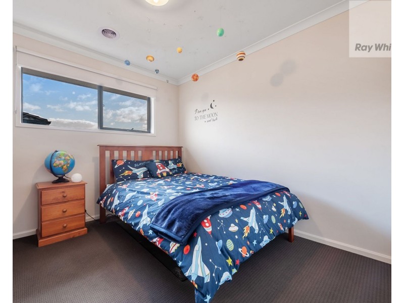 6 Rosette Parade, Mickleham VIC 3064