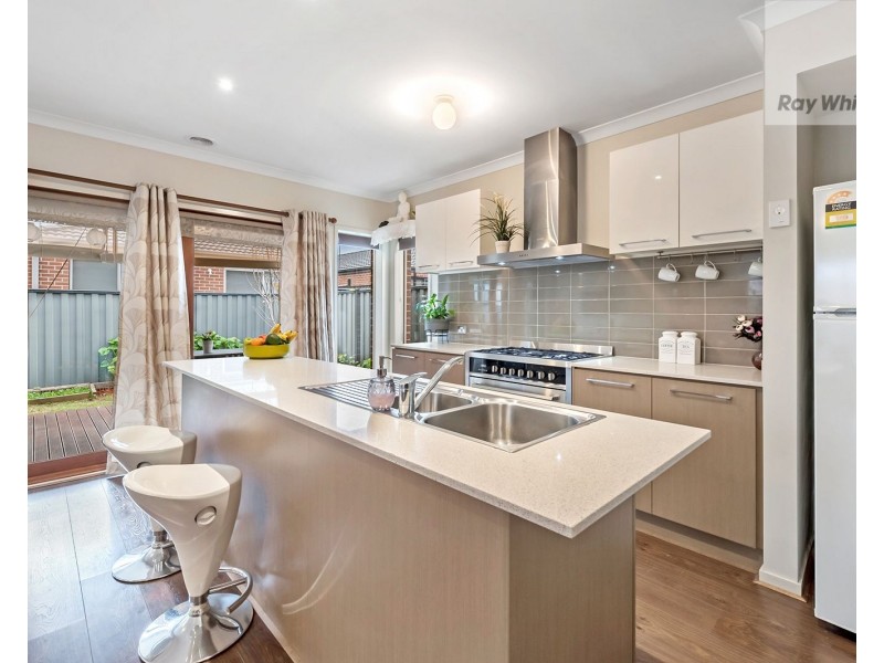 35 Gateshead Street, Craigieburn VIC 3064