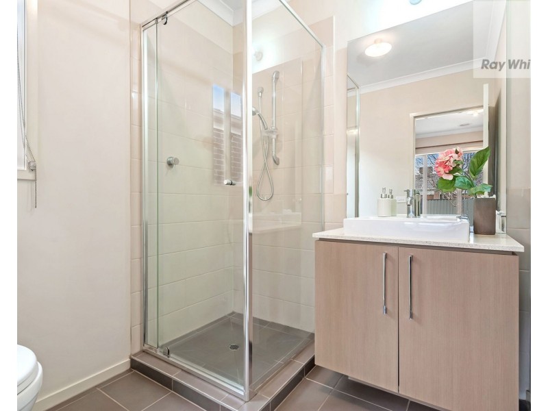 35 Gateshead Street, Craigieburn VIC 3064