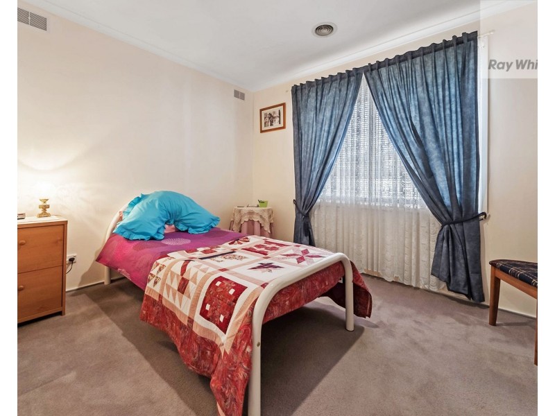 28 Bank Street, Craigieburn VIC 3064