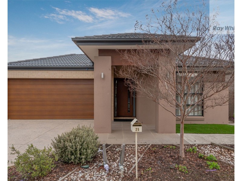 25 Bridgehaven Drive, Craigieburn VIC 3064