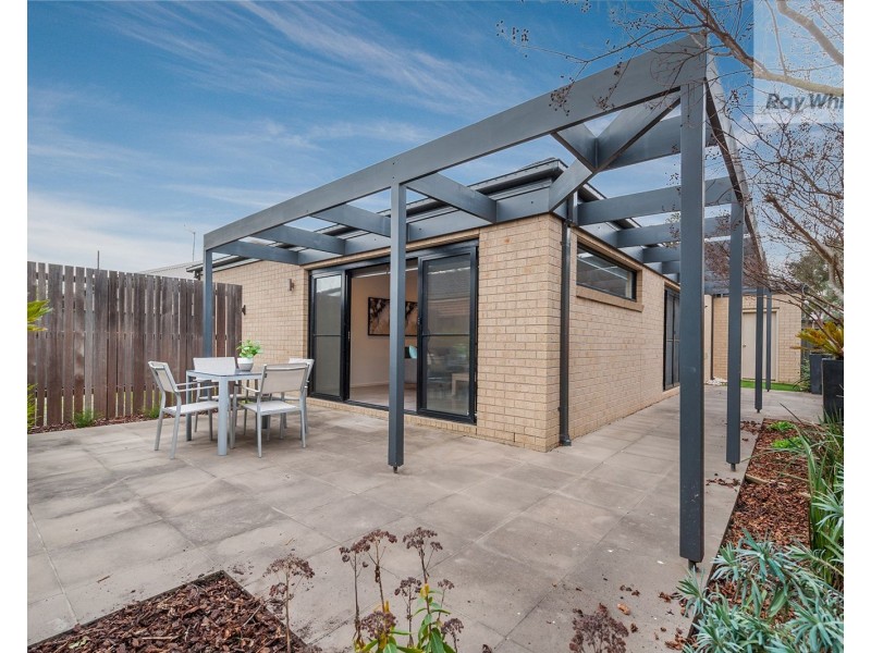 25 Bridgehaven Drive, Craigieburn VIC 3064
