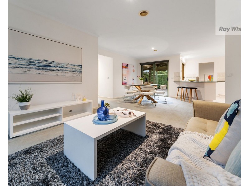 6 Gardenia Close, Craigieburn VIC 3064