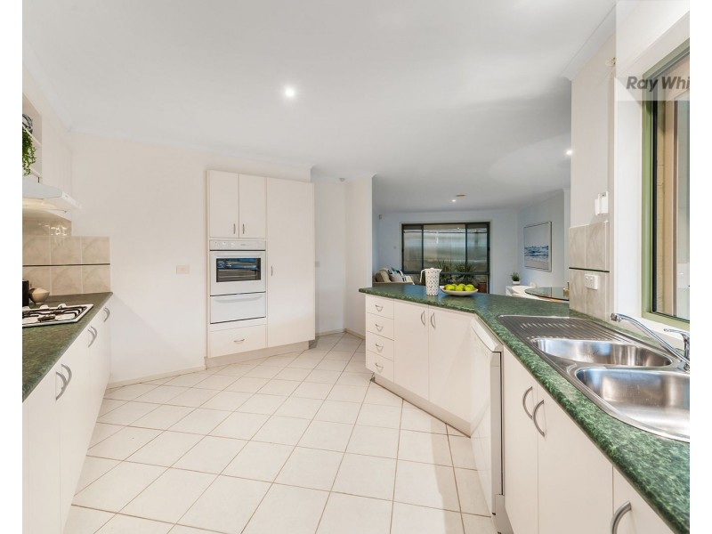 6 Gardenia Close, Craigieburn VIC 3064