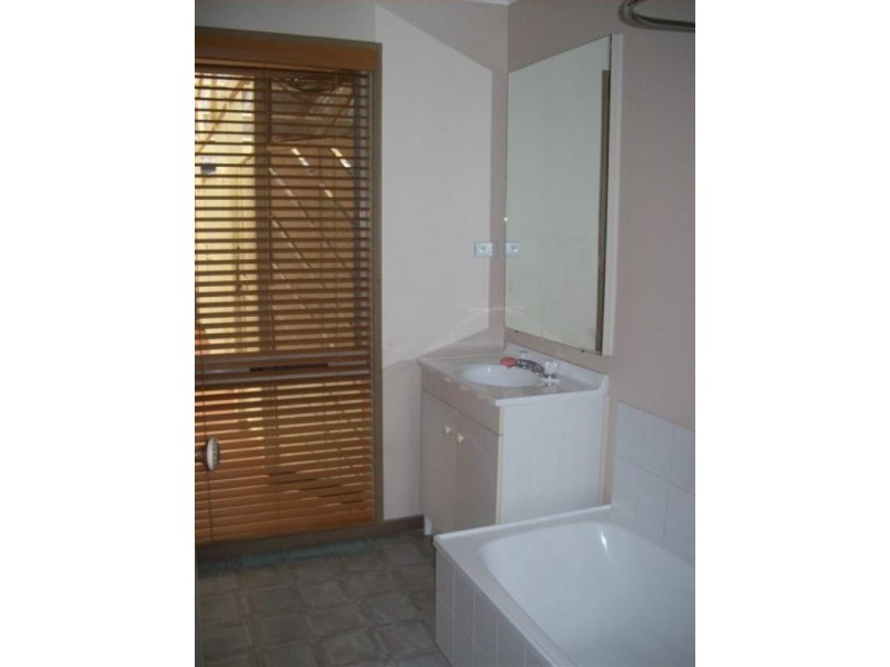 1 Watford Crescent, Craigieburn VIC 3064