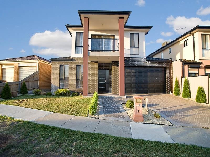 25 Regency Road, Roxburgh Park VIC 3064