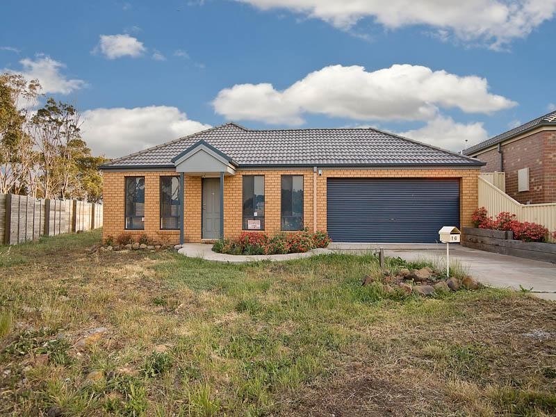 16 Bertrand Court, Craigieburn VIC 3064