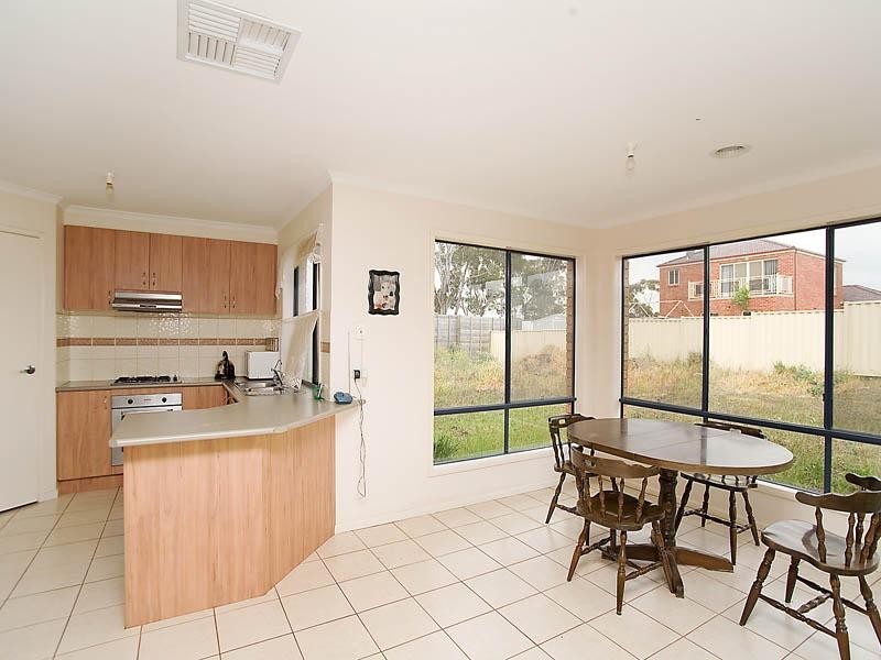 16 Bertrand Court, Craigieburn VIC 3064