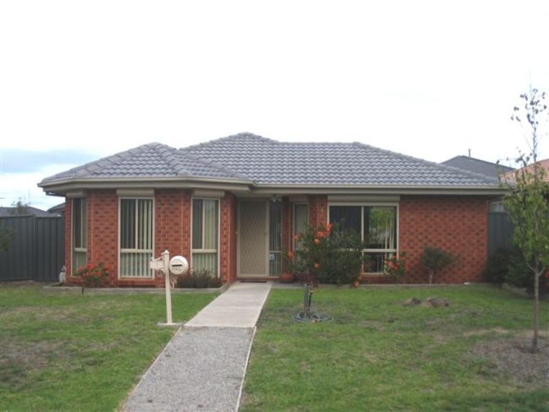 1 Banstead Nook, Craigieburn VIC 3064