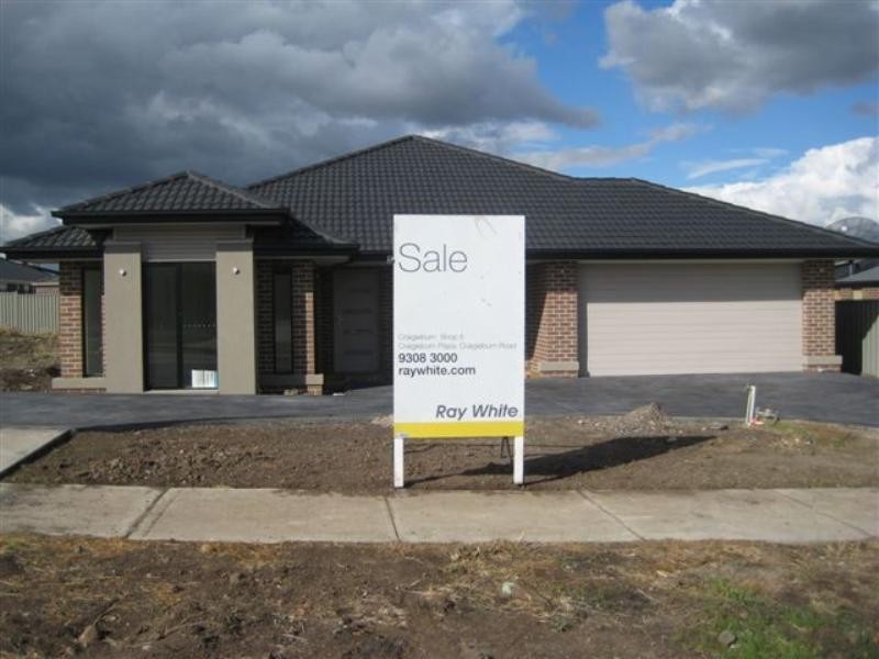 4 Westerfolds Loop, Craigieburn VIC 3064