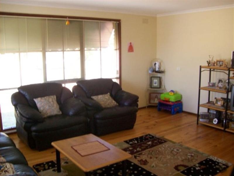 73 Langdon Crescent, Craigieburn VIC 3064