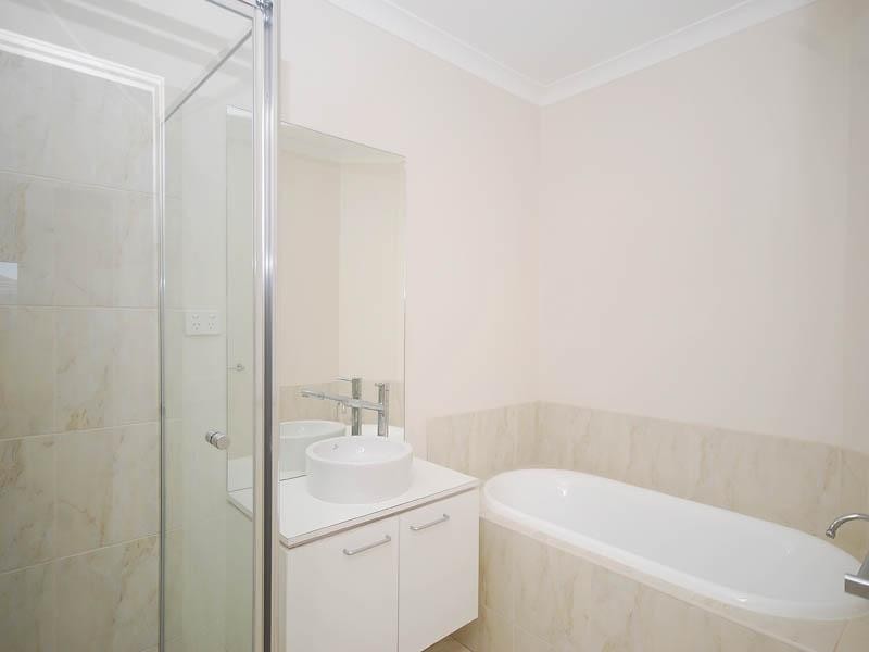 3 Lind Street, Craigieburn VIC 3064