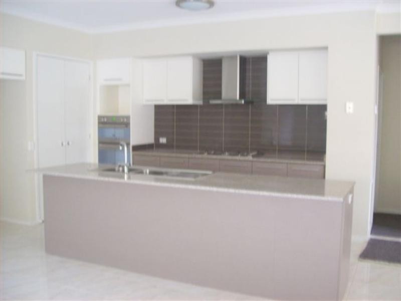 23 Middlesborough Drive, Craigieburn VIC 3064