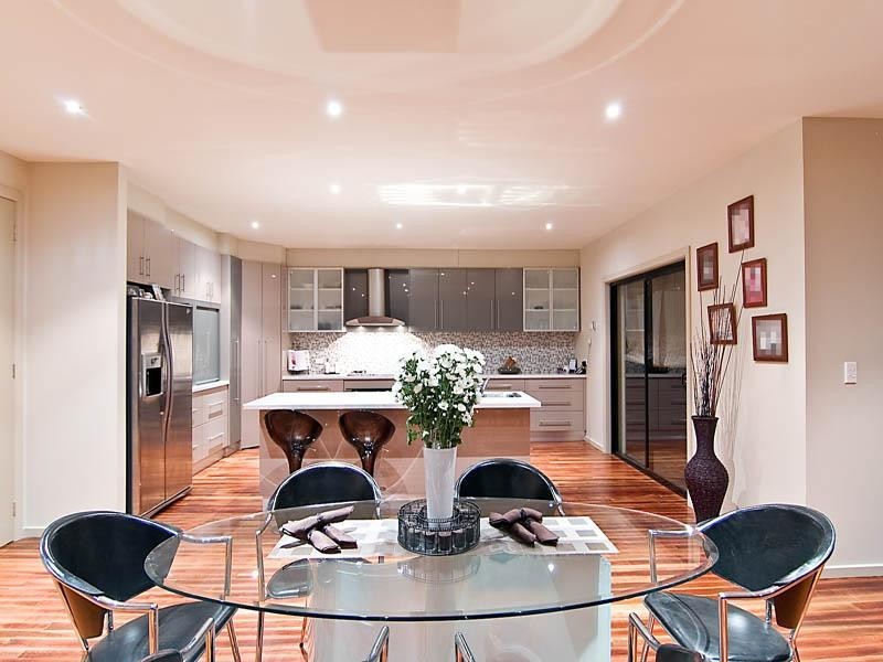 4 Jolly Lane, Mickleham VIC 3064