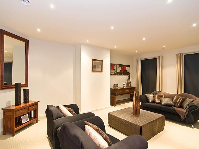 4 Jolly Lane, Mickleham VIC 3064