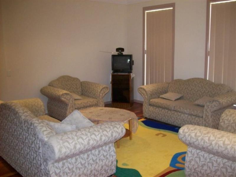 15 Beauvista Drive, Craigieburn VIC 3064