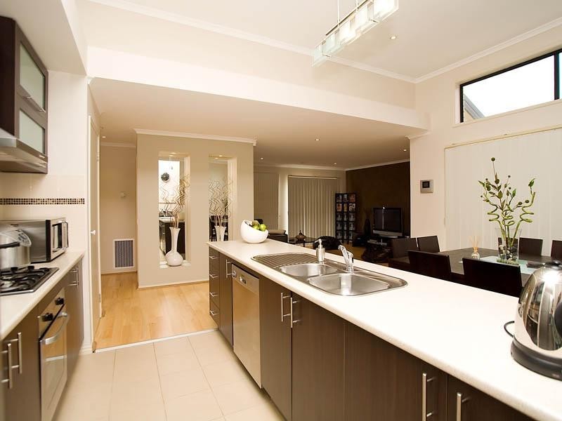 9 Chelsworth Loop, Craigieburn VIC 3064