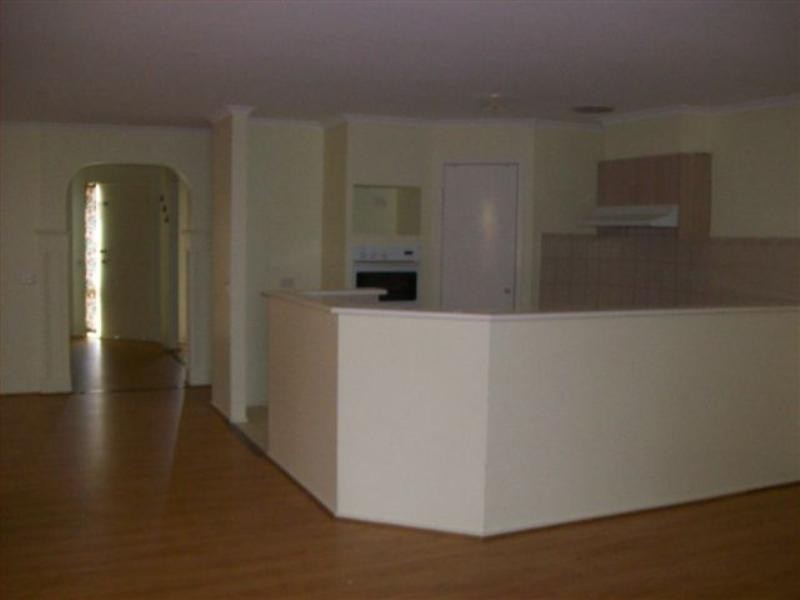 20 Morgan Court, Roxburgh Park VIC 3064