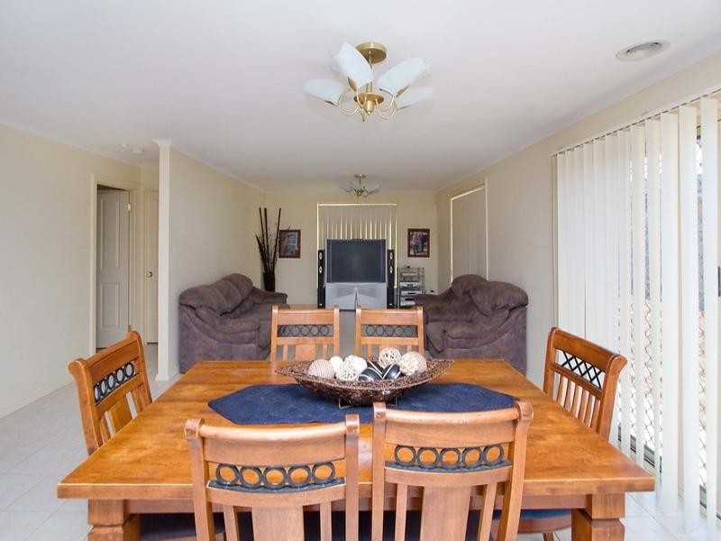 45 Exmouth Road, Craigieburn VIC 3064