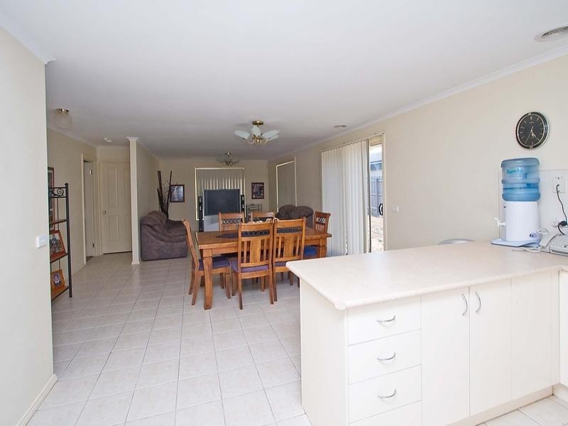 45 Exmouth Road, Craigieburn VIC 3064