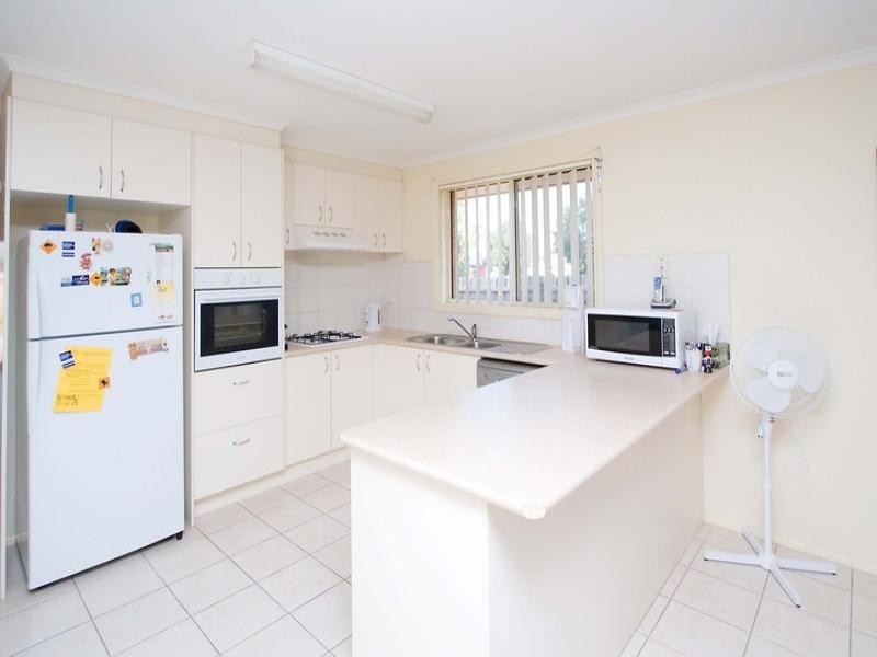 49 Exmouth Road, Craigieburn VIC 3064