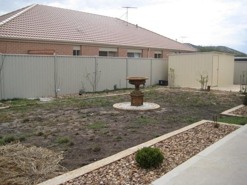 60 Mission Hills Way, Craigieburn VIC 3064