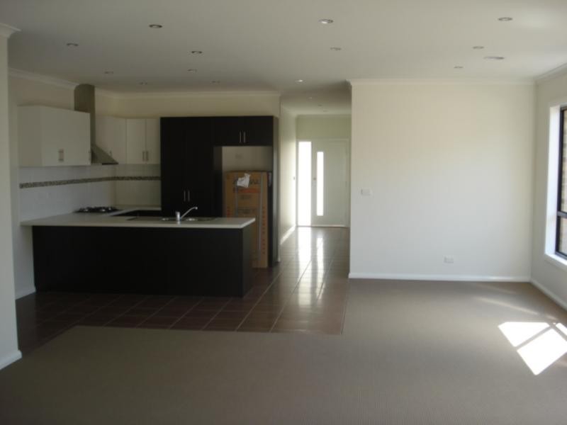 28 Northumberland Circuit, Craigieburn VIC 3064