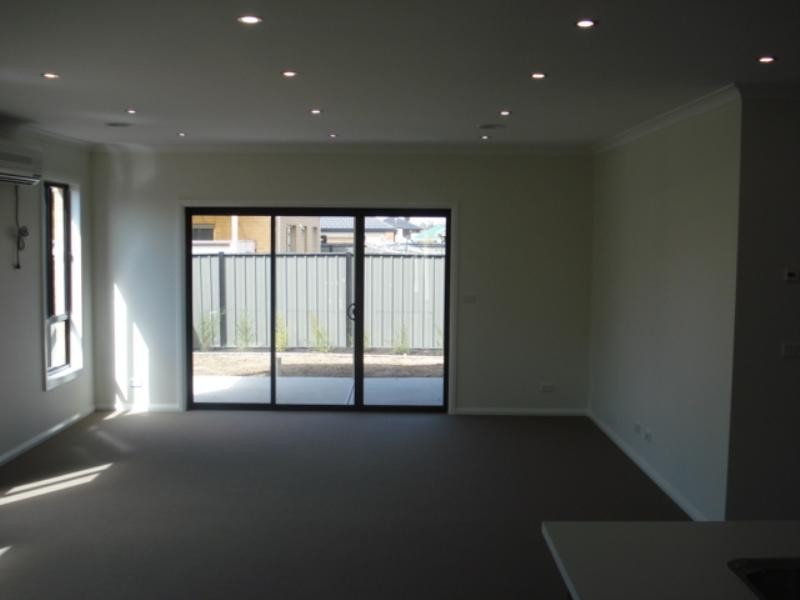 28 Northumberland Circuit, Craigieburn VIC 3064