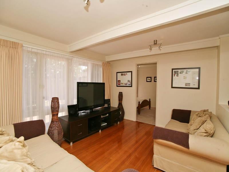 2 Winton Court, Craigieburn VIC 3064