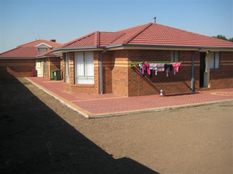 11 Glama Court, Roxburgh Park VIC 3064