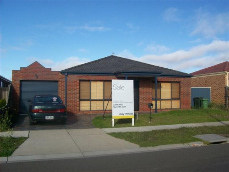 29 Thames Way, Roxburgh Park VIC 3064