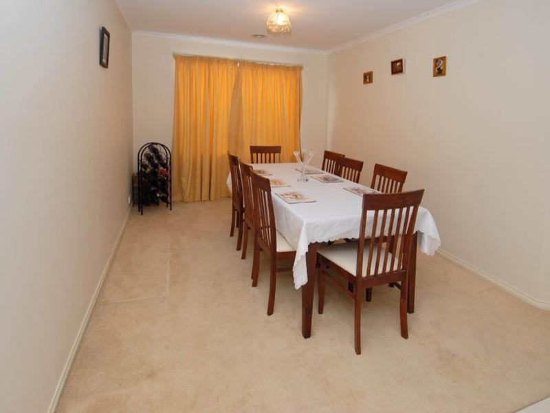 12 Mount Piper Rise, Craigieburn VIC 3064