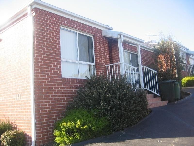 4-35 Rokewood Court, Meadow Heights VIC 3048