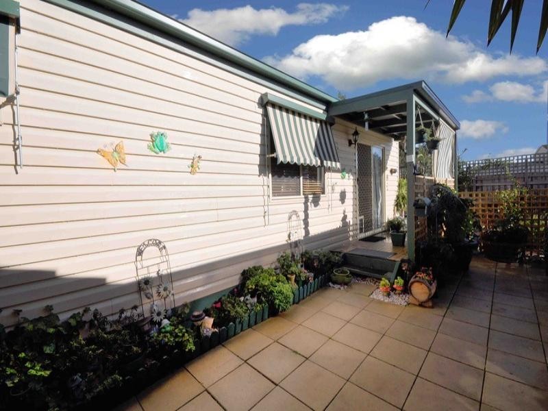 33 Edington Way, Craigieburn VIC 3064