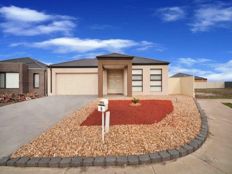 5 Jarrah Place, Craigieburn VIC 3064