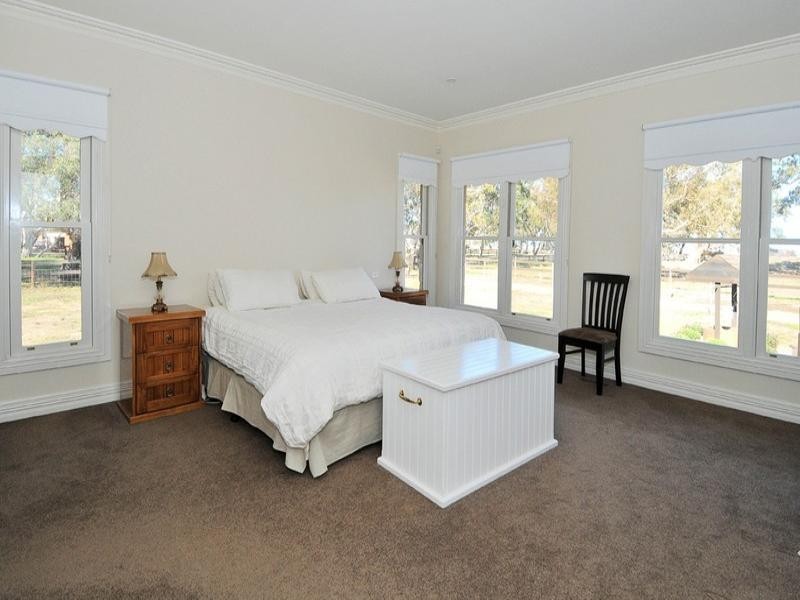 5 Arcadia Avenue, Mickleham VIC 3064