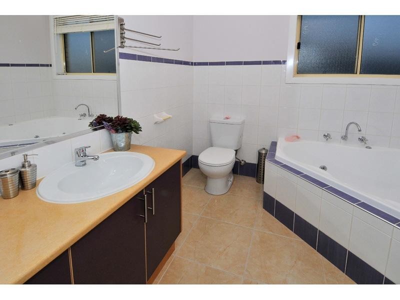 25 Northstead Way, Craigieburn VIC 3064