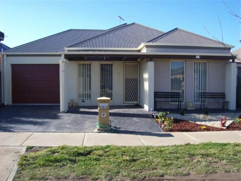 31 Hurlingham Way, Craigieburn VIC 3064
