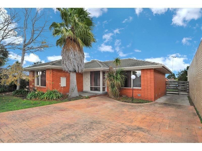 8 Fern Court, Craigieburn VIC 3064