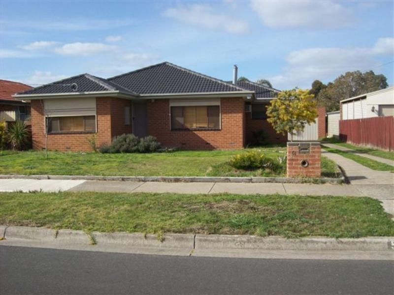 51 Langdon Crescent, Craigieburn VIC 3064