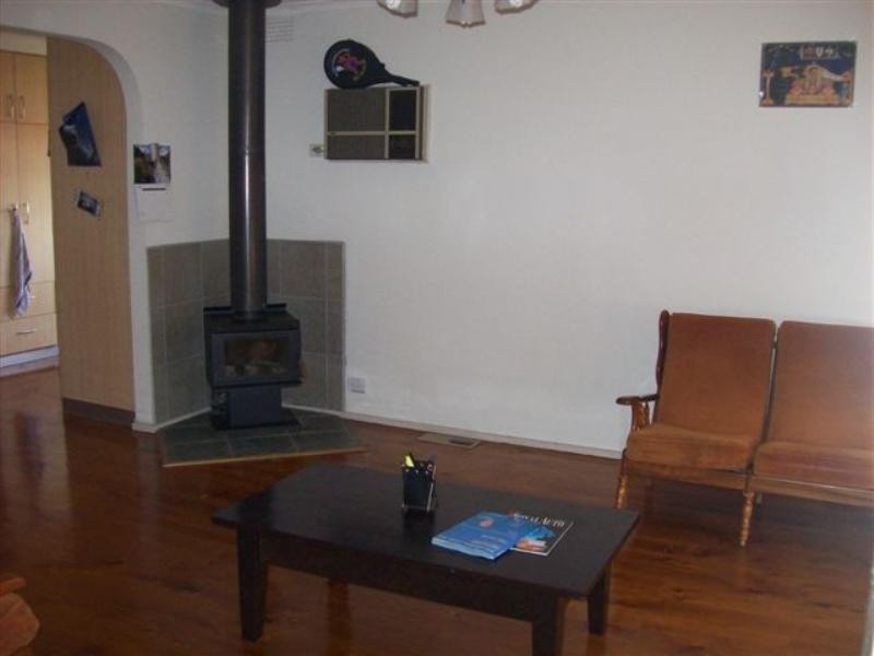 51 Langdon Crescent, Craigieburn VIC 3064