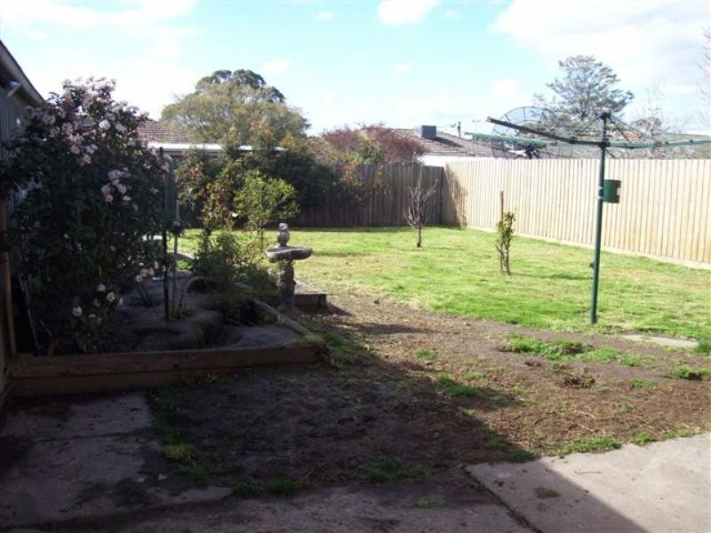 22 Hanson Road, Craigieburn VIC 3064