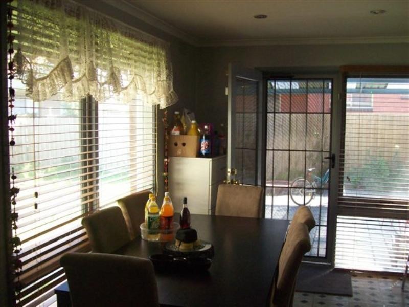 4 Harper Close, Craigieburn VIC 3064