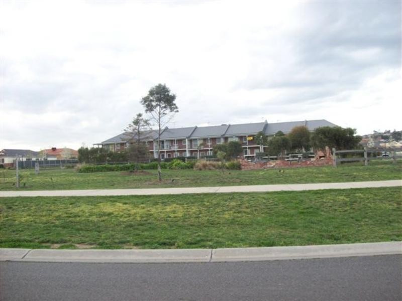 Lot 2008 William Hovell Pass, Craigieburn VIC 3064