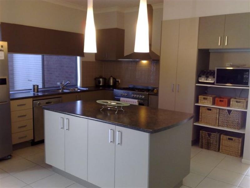 1 Tranquility Place, Craigieburn VIC 3064