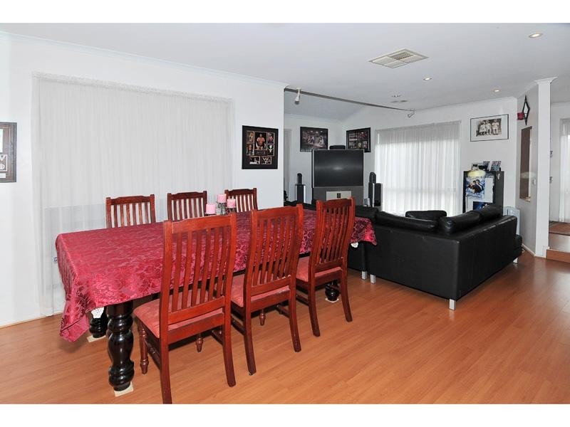 7 Tedburn Court, Craigieburn VIC 3064