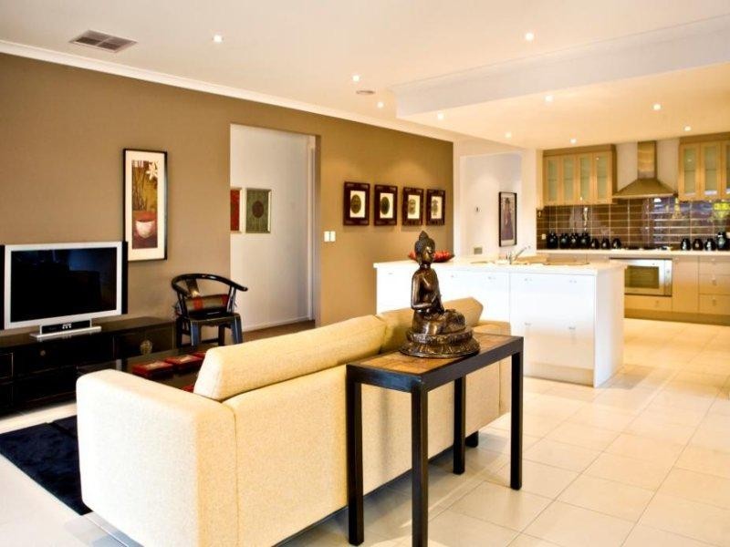 16 Nottingham Close, Craigieburn VIC 3064