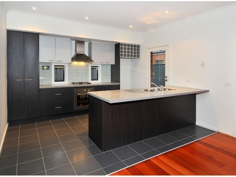 4 Coventry Lane, Craigieburn VIC 3064