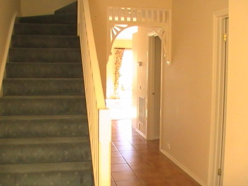 11 Woodlea Crescent, Craigieburn VIC 3064